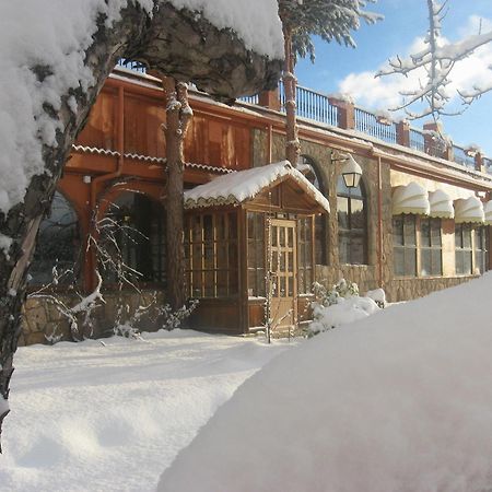 Hospedium Hostal Almanzor Navarredonda de Gredos Exteriér fotografie