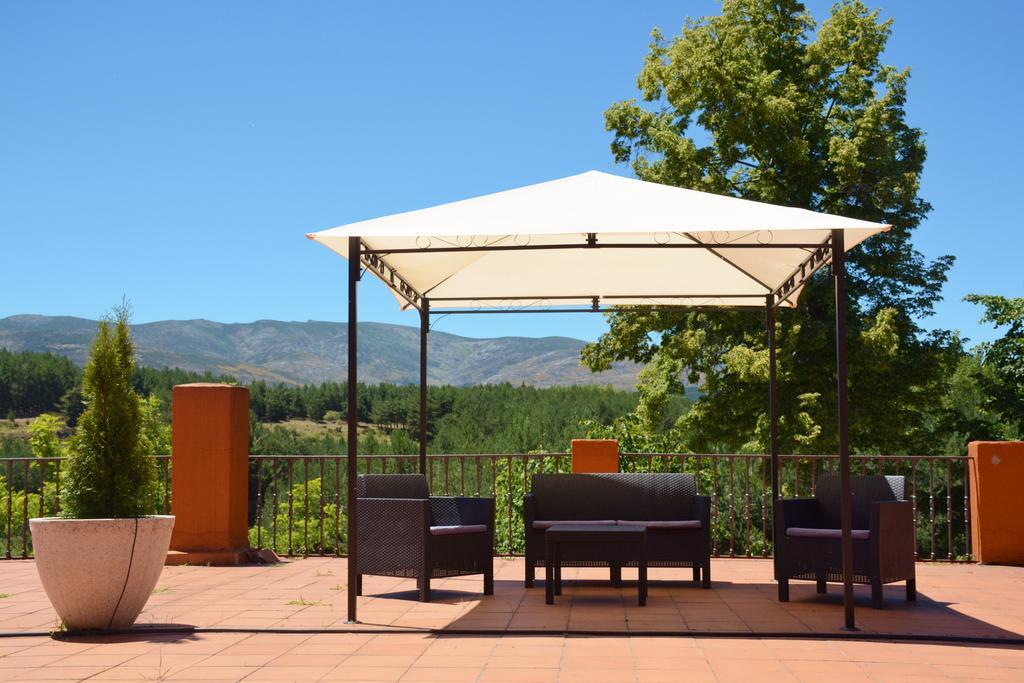 Hospedium Hostal Almanzor Navarredonda de Gredos Exteriér fotografie
