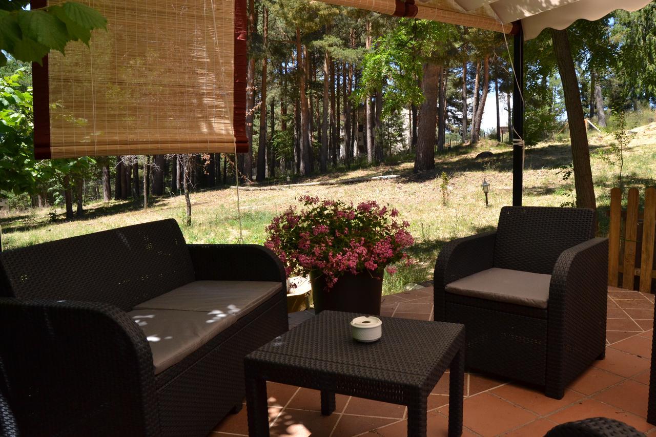 Hospedium Hostal Almanzor Navarredonda de Gredos Exteriér fotografie