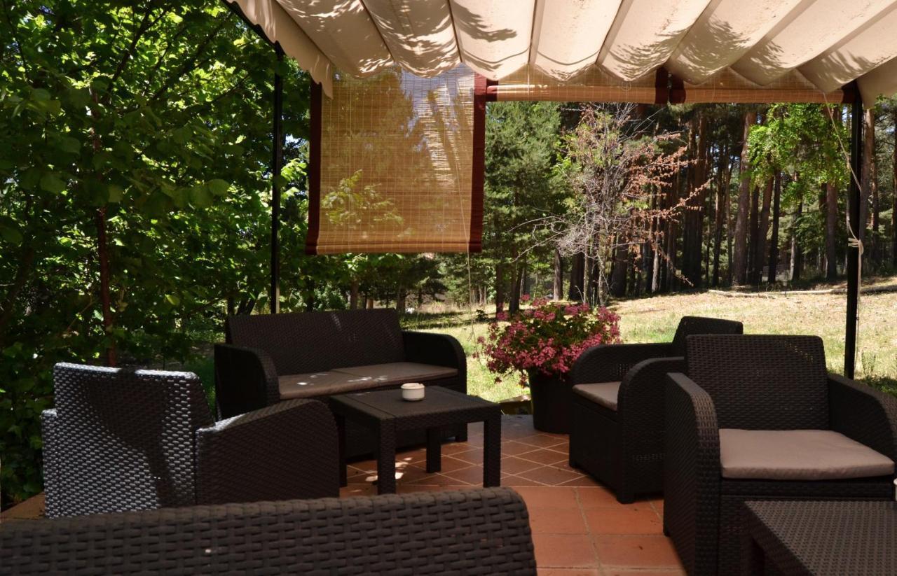 Hospedium Hostal Almanzor Navarredonda de Gredos Exteriér fotografie