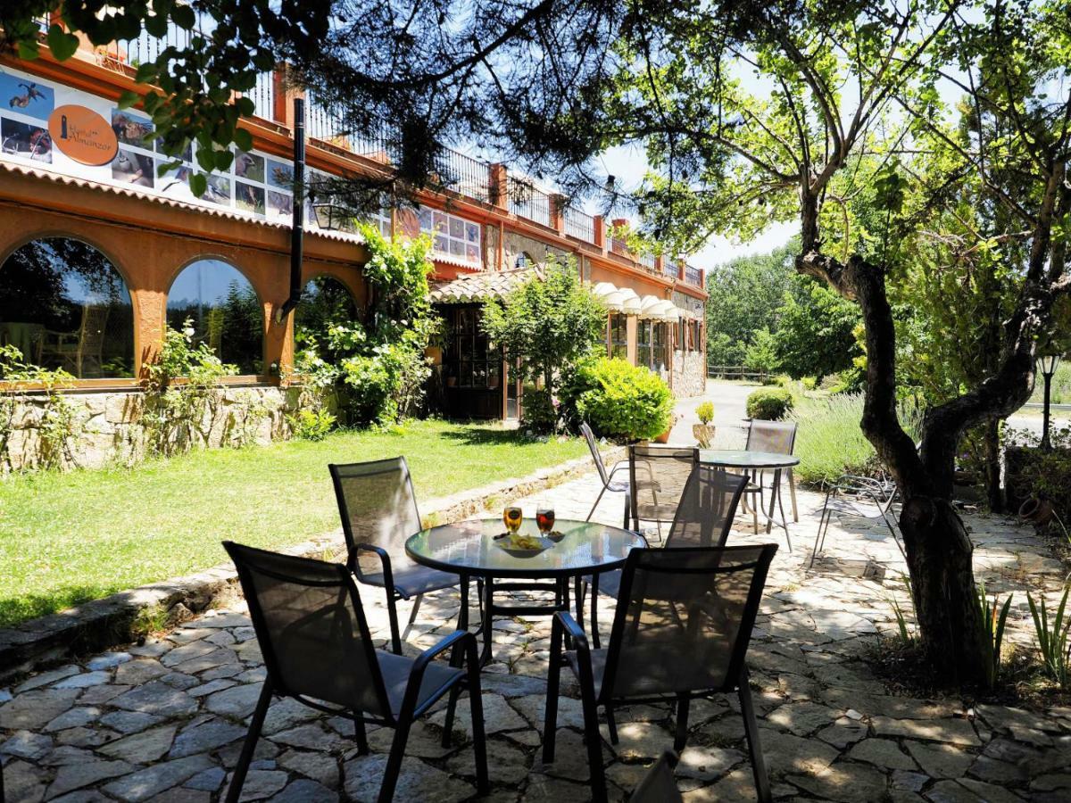 Hospedium Hostal Almanzor Navarredonda de Gredos Exteriér fotografie